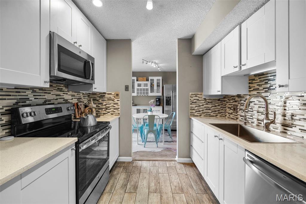 Brentwood Forest Condo Ph Four - Residential