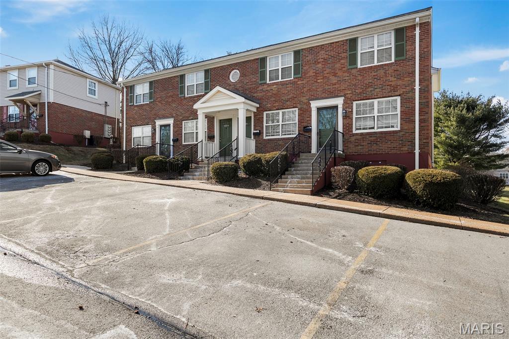 Brentwood Forest Condo Ph Four - Residential