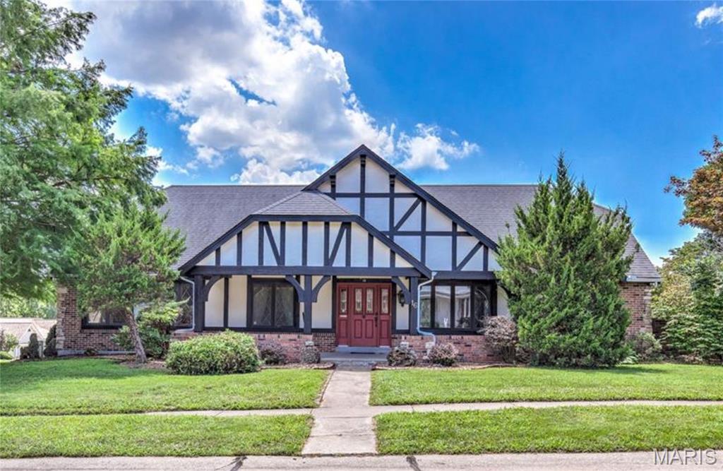 16 Riverwood Estates Boulevard