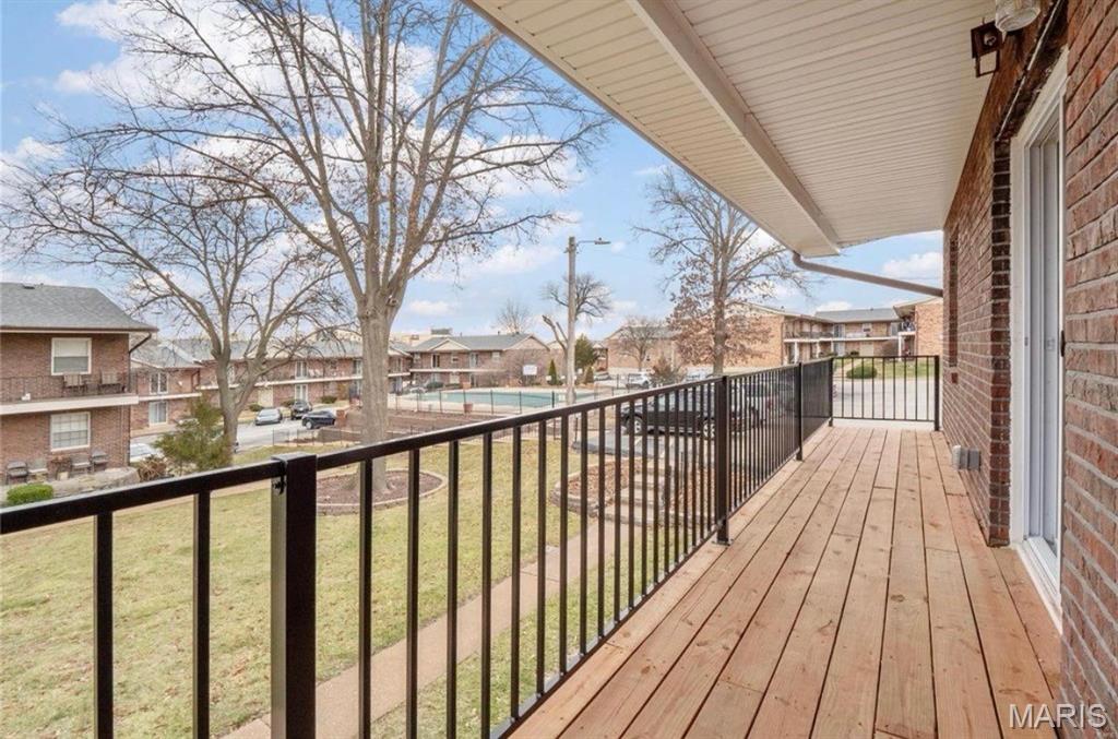 Colonial Wood Condo - Residential Lease