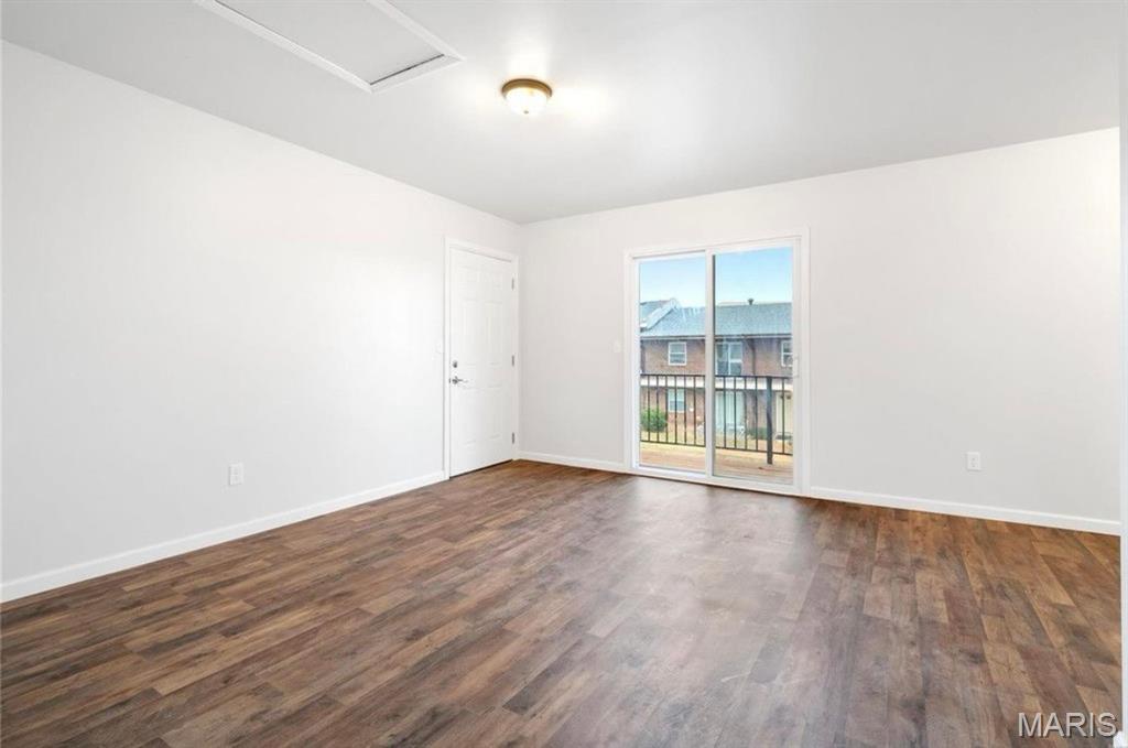 Colonial Wood Condo - Residential Lease