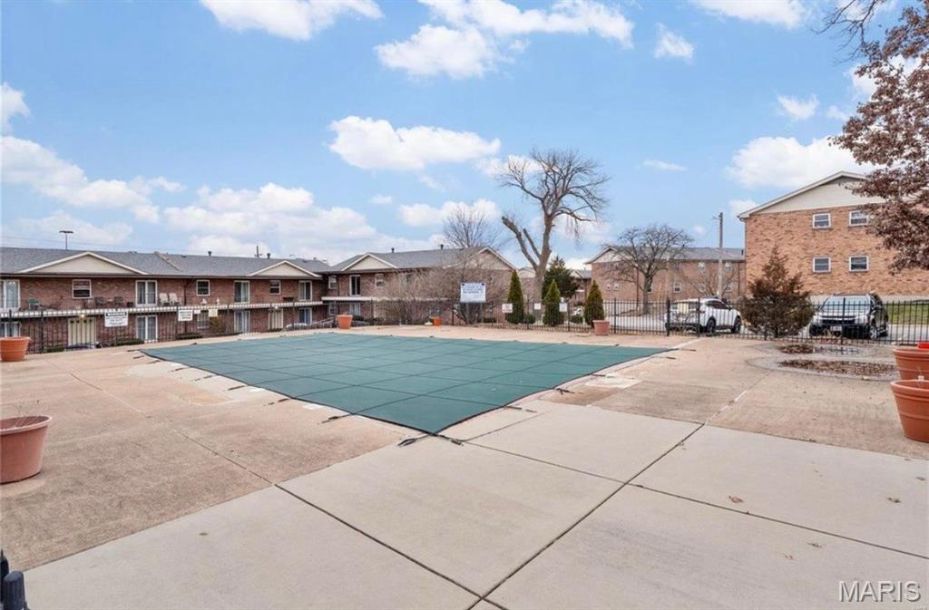 Colonial Wood Condo - Residential Lease