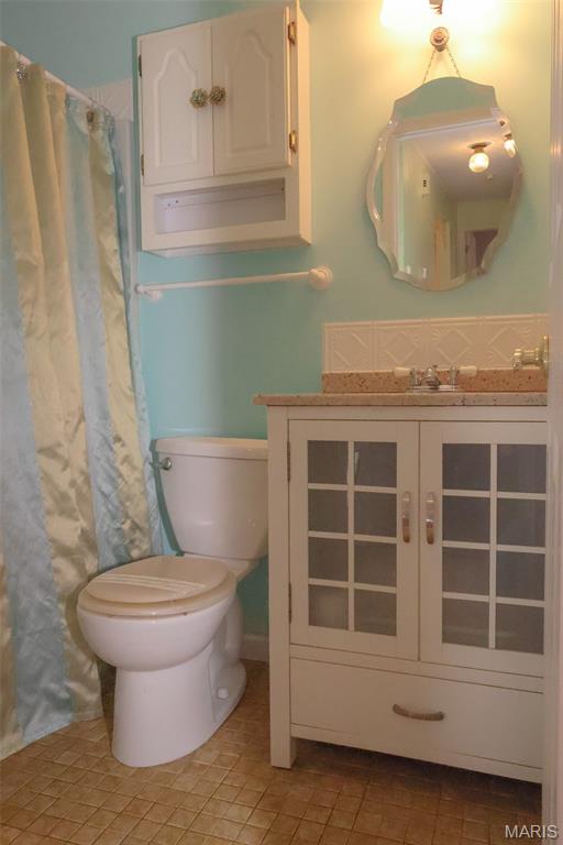 New England Town 9 - Residential