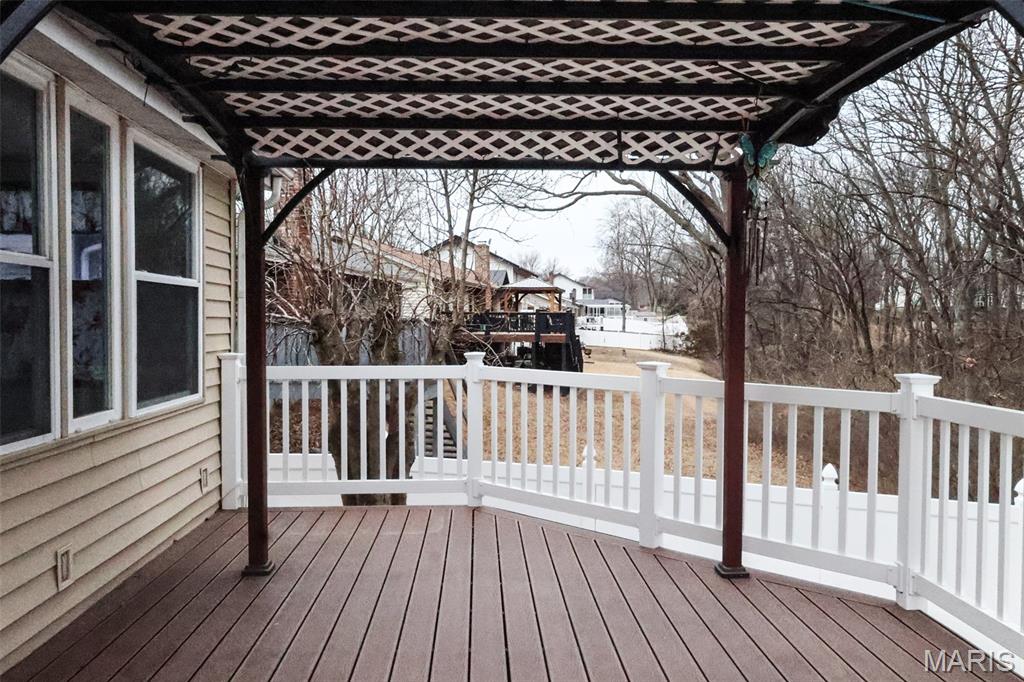 New England Town 9 - Residential