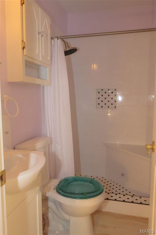 New England Town 9 - Residential