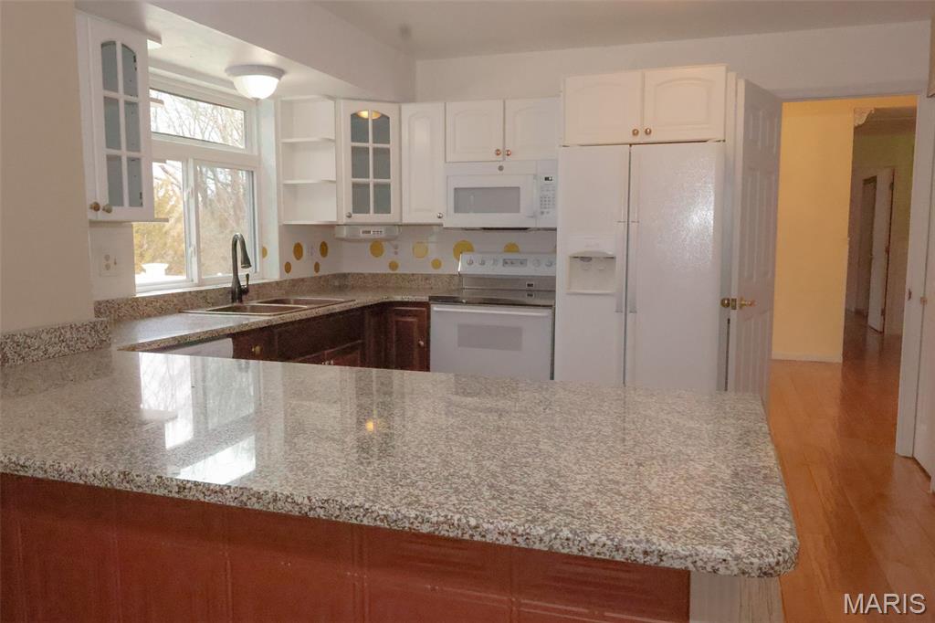 New England Town 9 - Residential