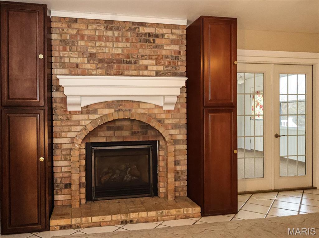 New England Town 9 - Residential