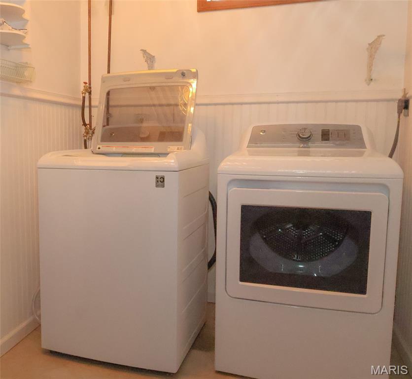 New England Town 9 - Residential