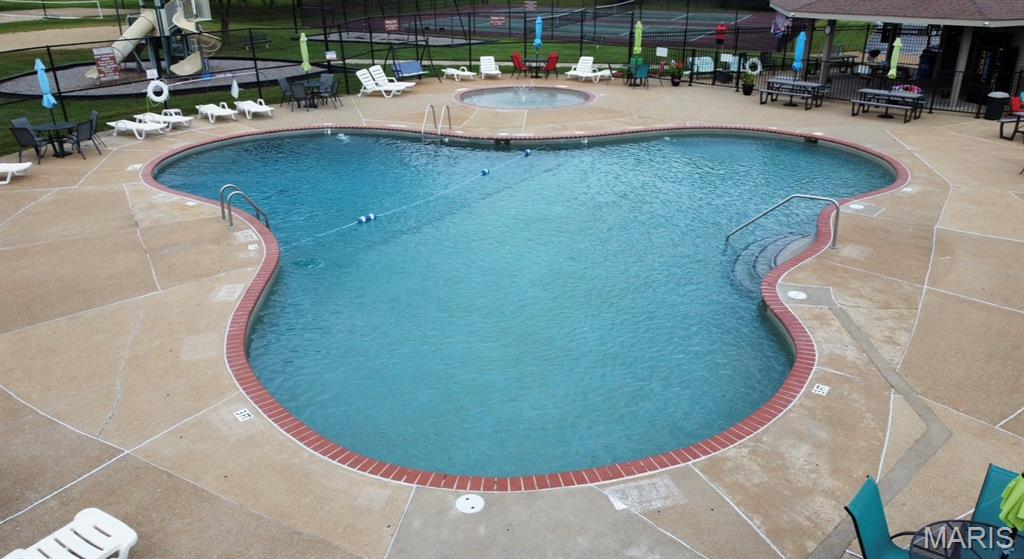 New England Town 9 - Residential