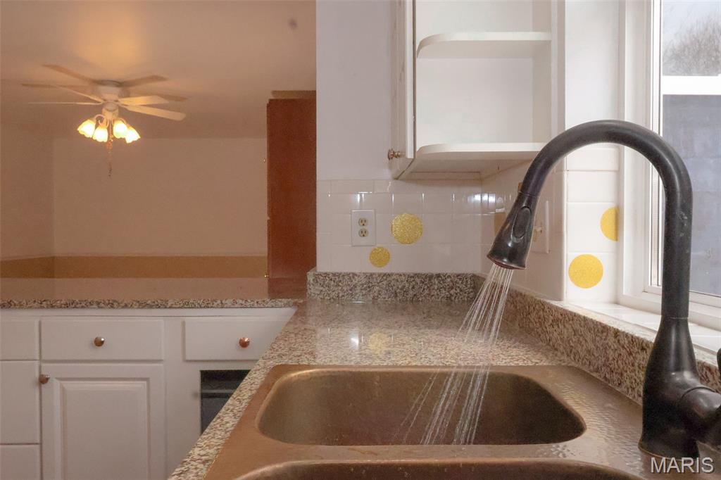 New England Town 9 - Residential