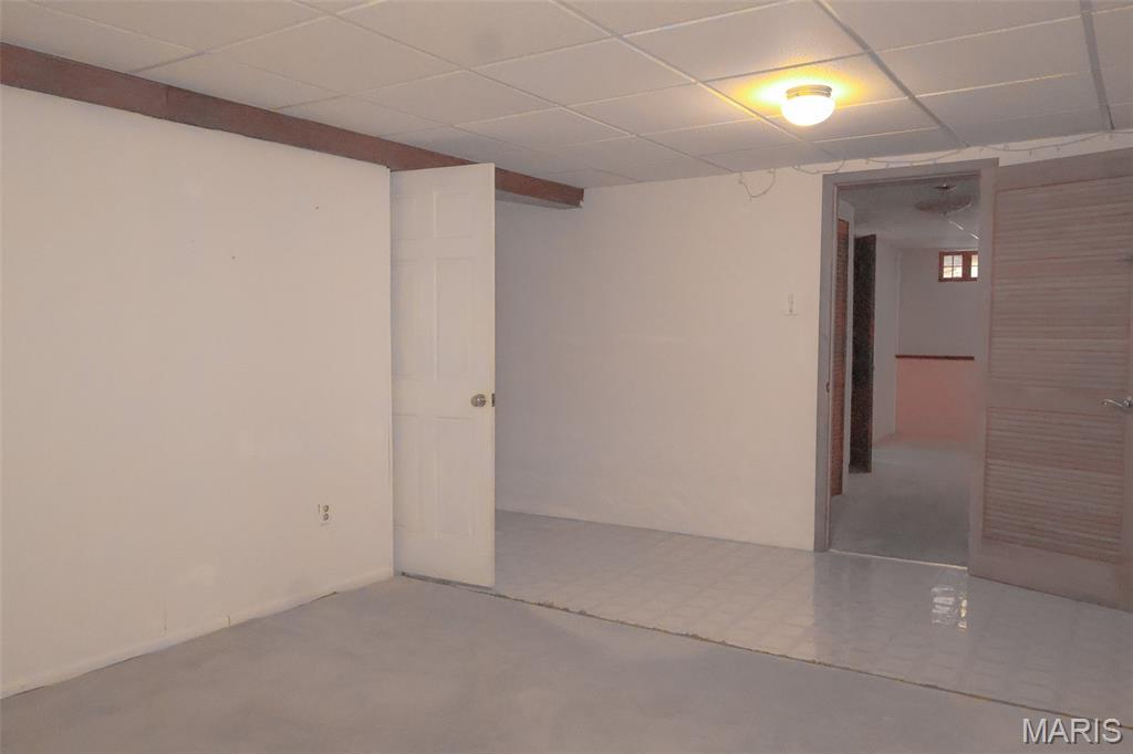 New England Town 9 - Residential