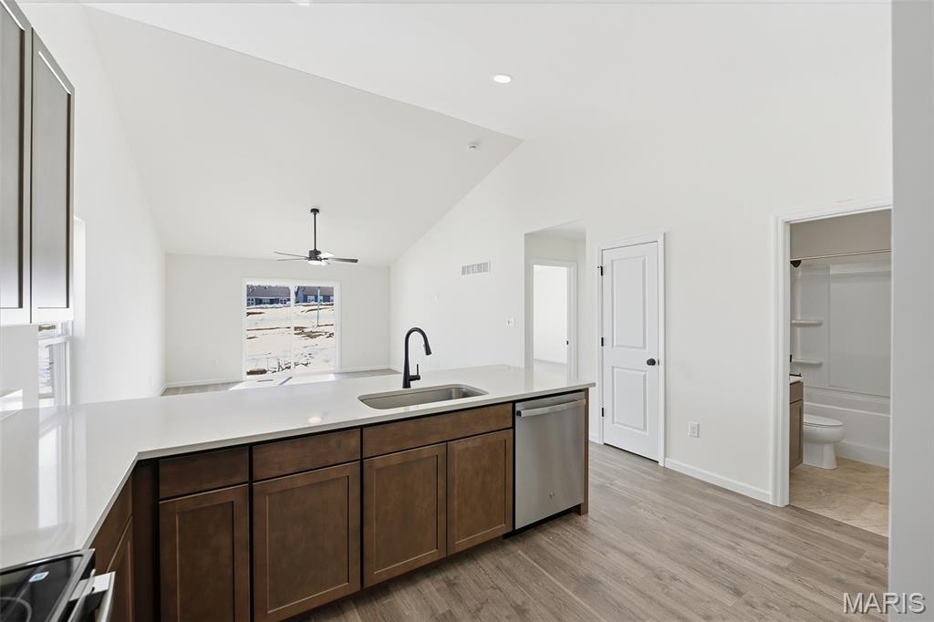 720 Courtshire Crossing