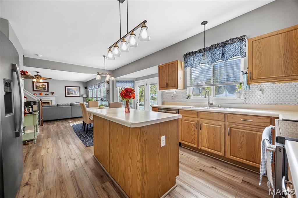 7767 Boatside Drive