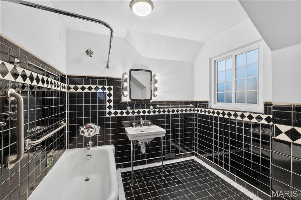 W L Musick - Residential