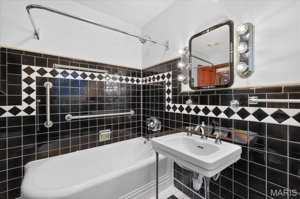 W L Musick - Residential