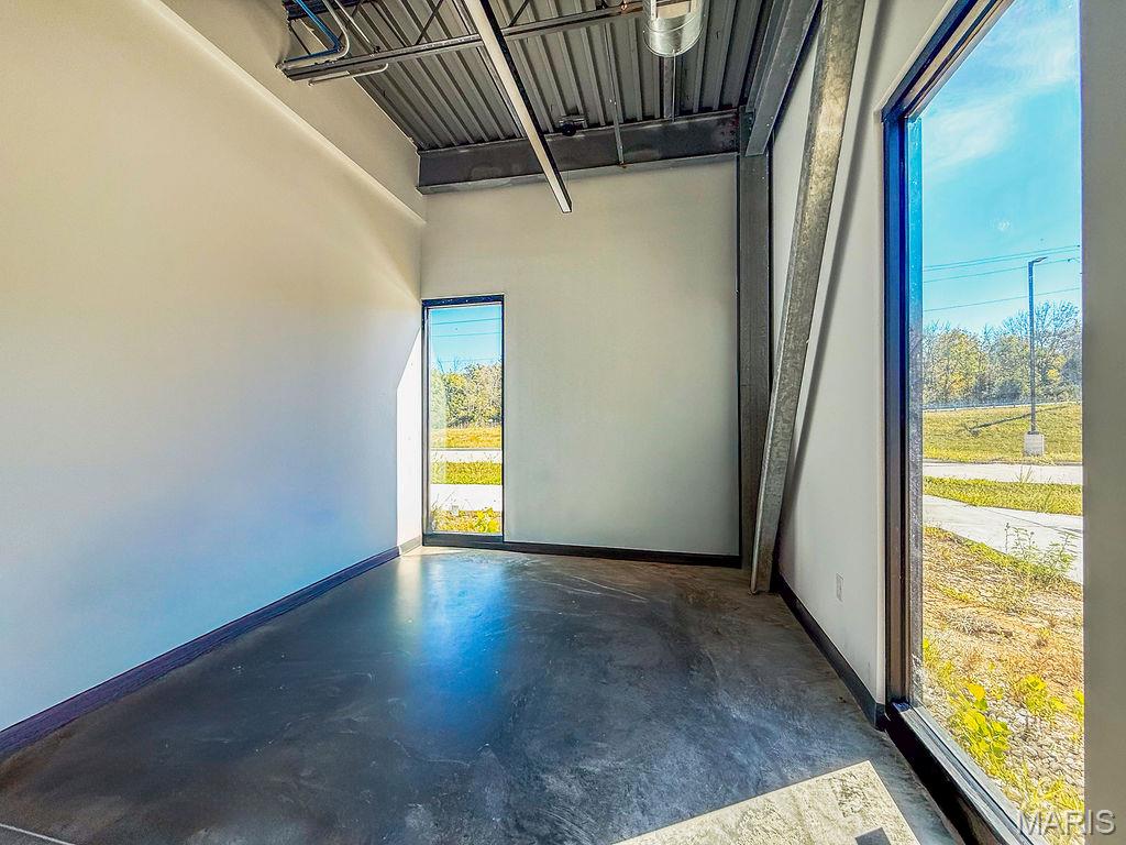 Cadwallader Acres - Commercial Sale