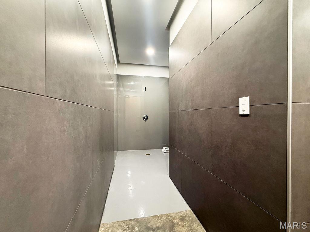 Cadwallader Acres - Commercial Sale