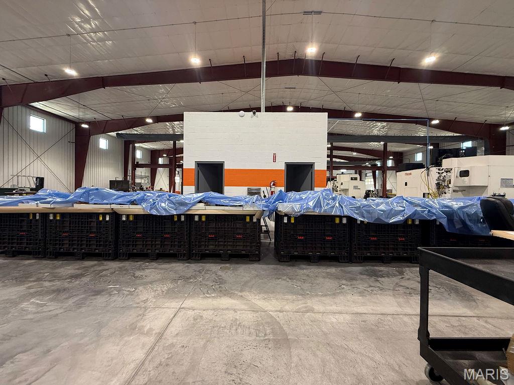 Cadwallader Acres - Commercial Sale