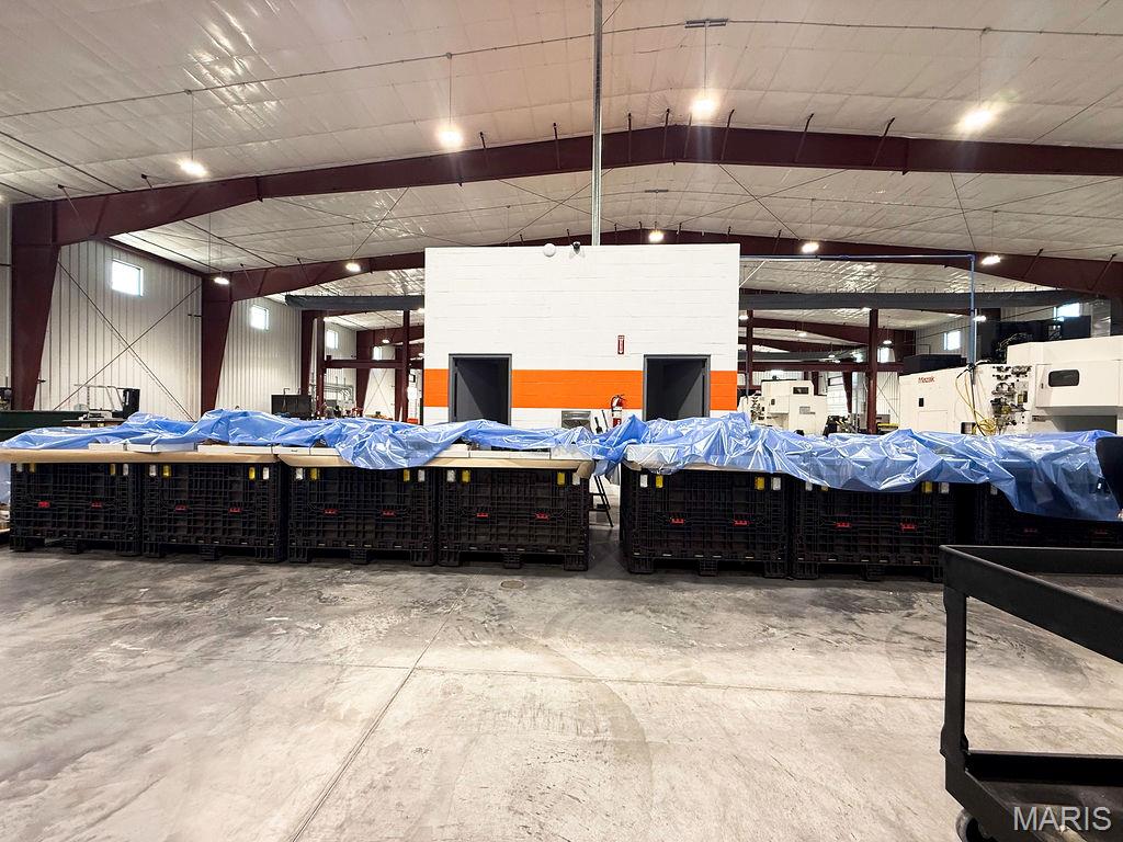 Cadwallader Acres - Commercial Sale