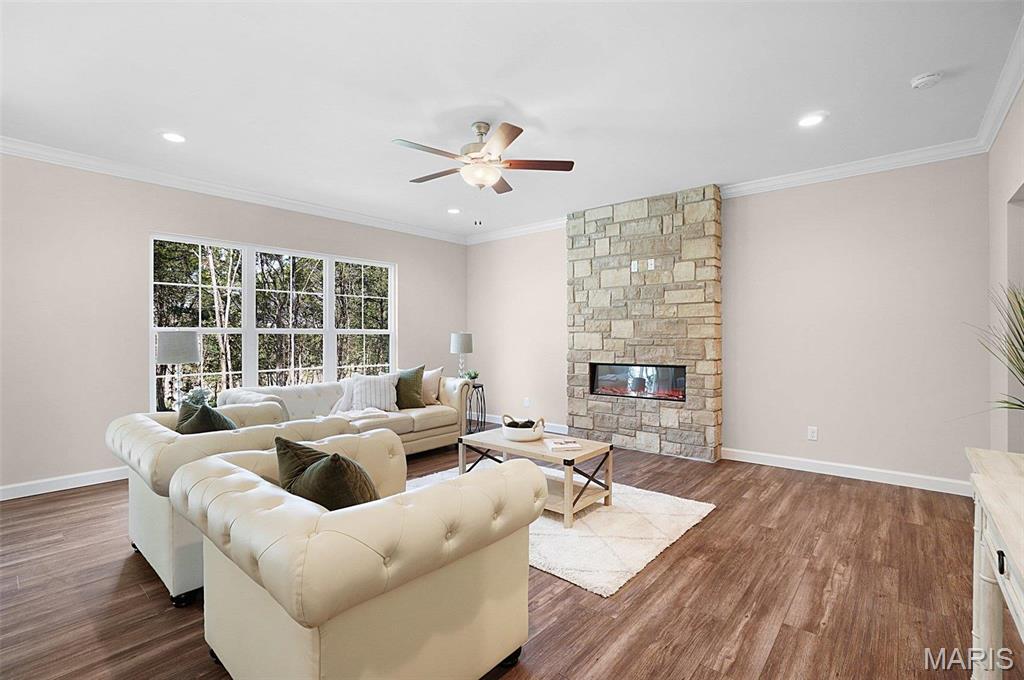 5 Schaper Farms Court