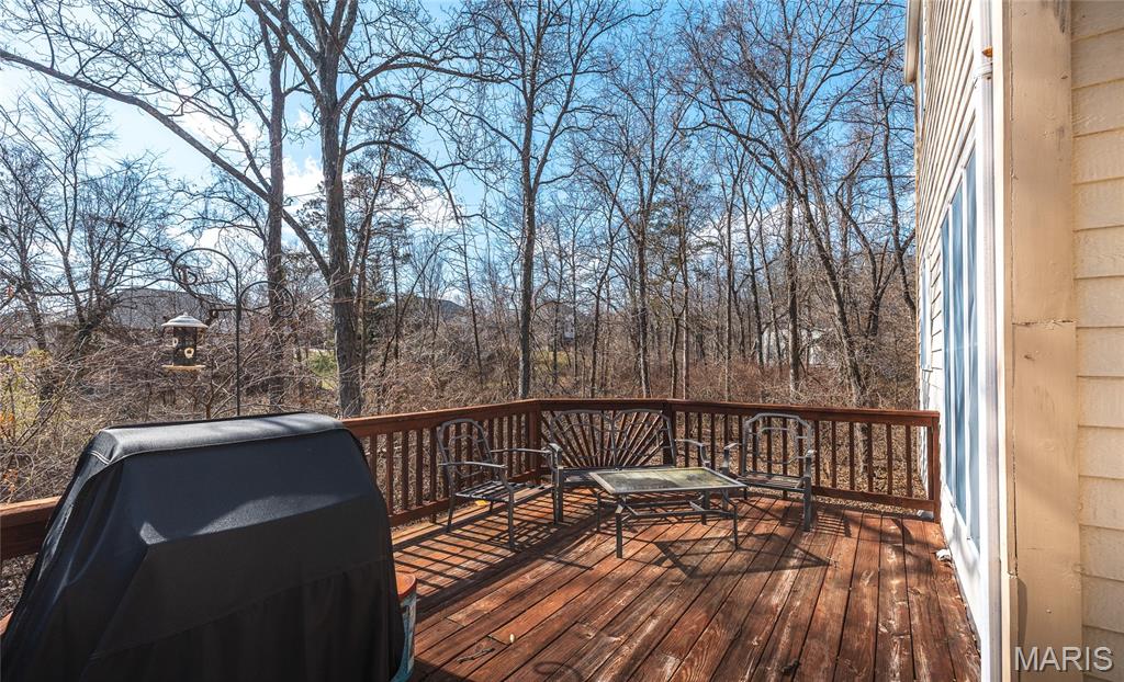 Oak Knoll Country Estate - Residential