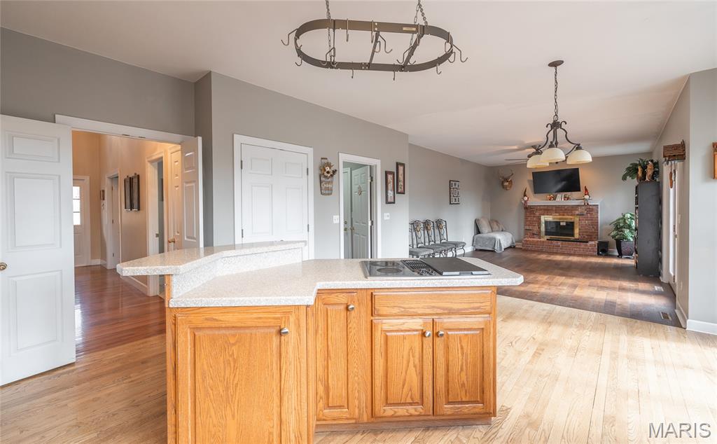 Oak Knoll Country Estate - Residential