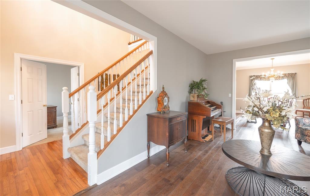 Oak Knoll Country Estate - Residential