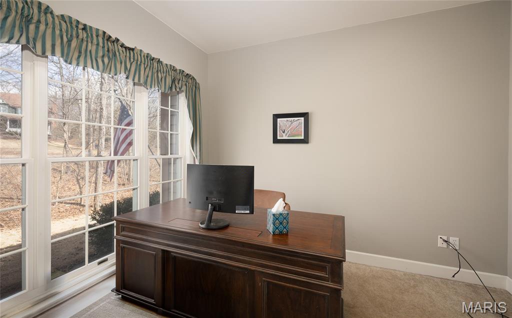 Oak Knoll Country Estate - Residential