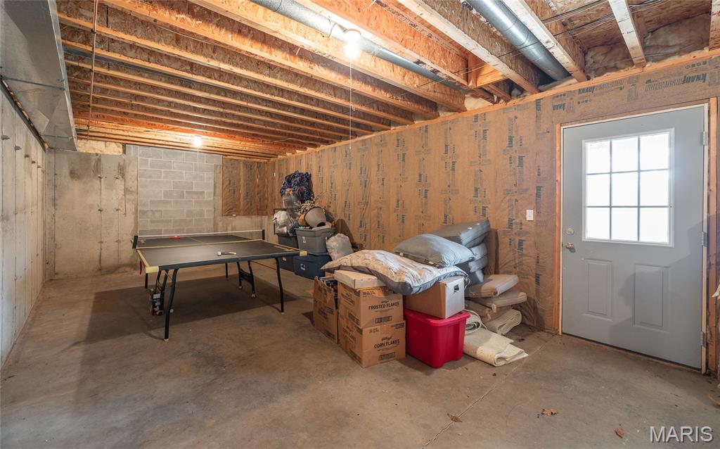 Oak Knoll Country Estate - Residential