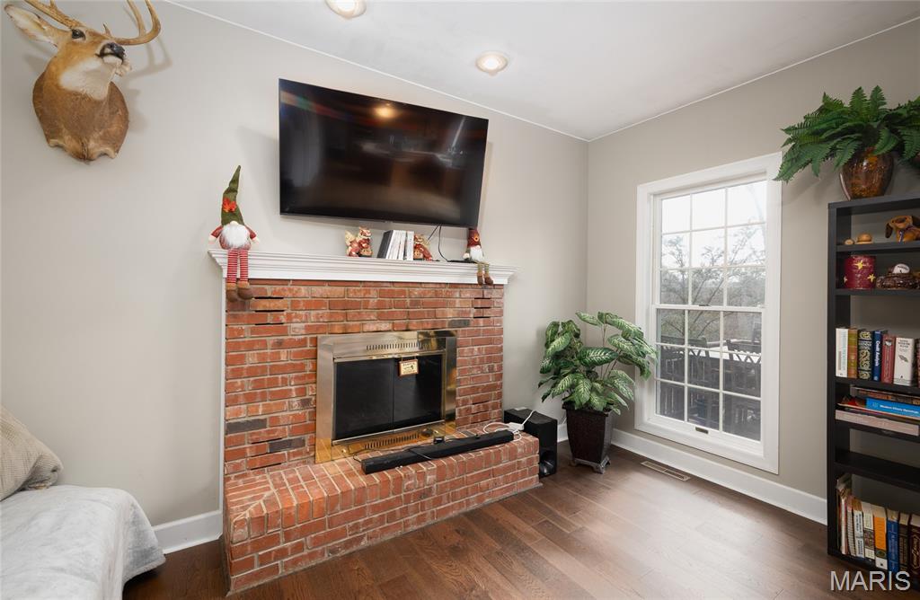 Oak Knoll Country Estate - Residential