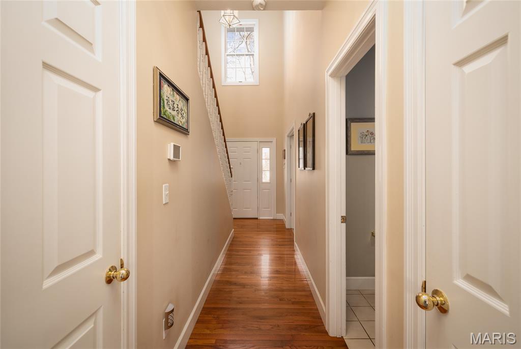 Oak Knoll Country Estate - Residential