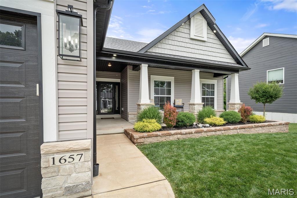 1657 Westlake ct. Court