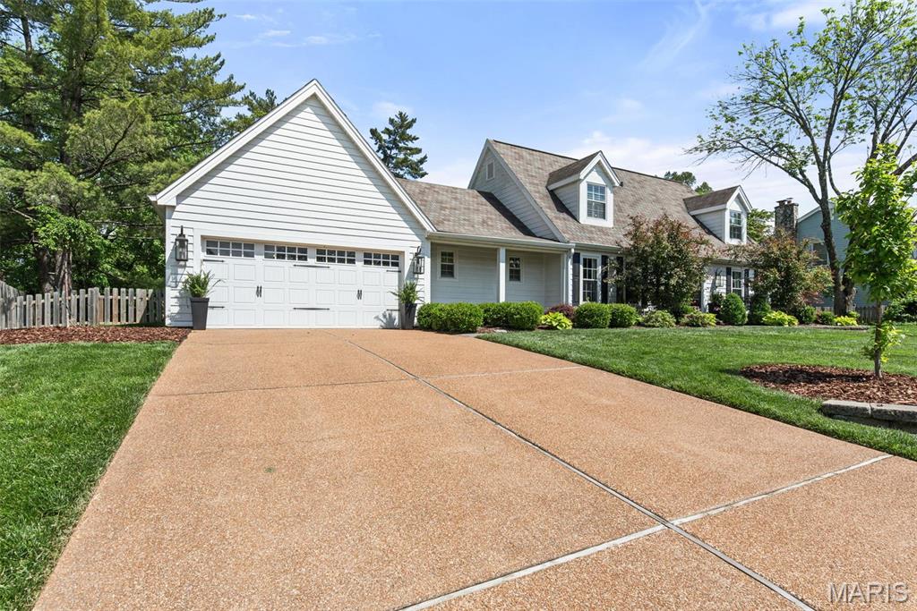 834 Twin Pine Drive Drive