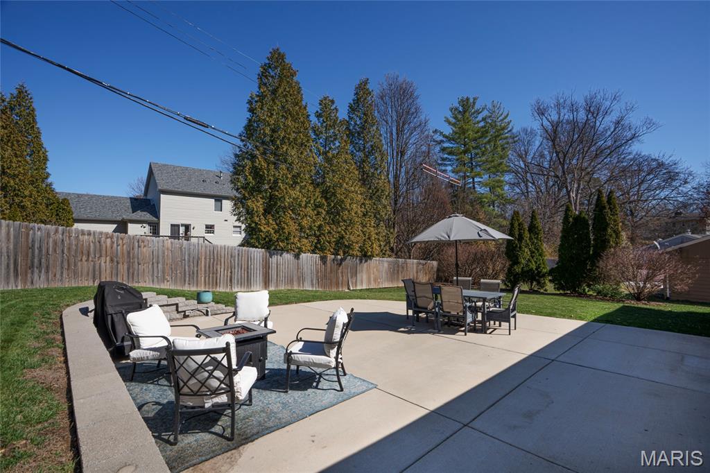 WEBSTER OAKS - Residential