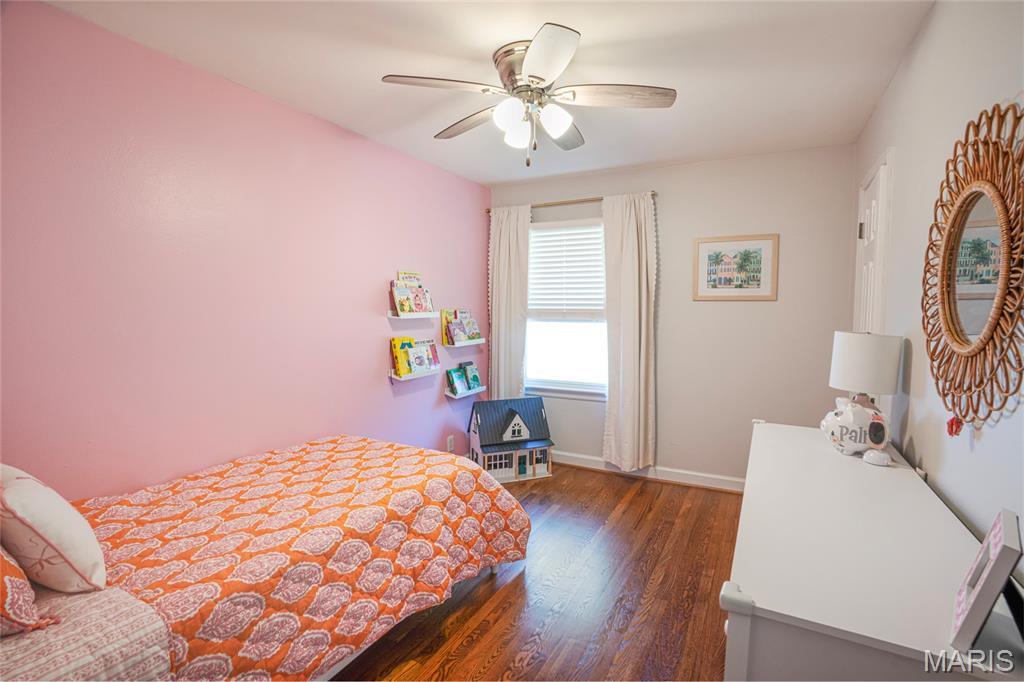 WEBSTER OAKS - Residential