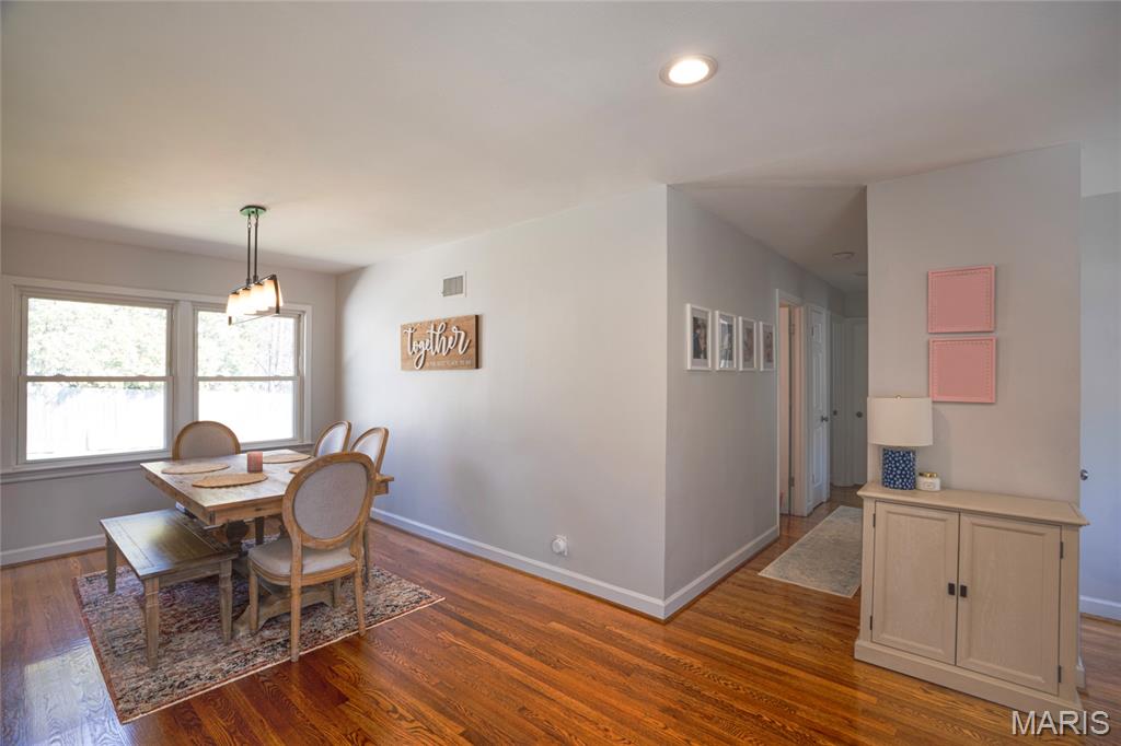 WEBSTER OAKS - Residential