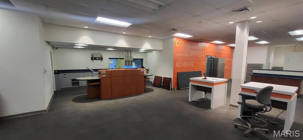 Thos J Kennerly Estate Ptn - Commercial Lease