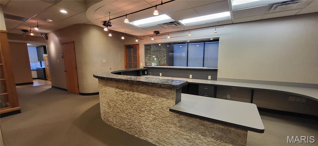Thos J Kennerly Estate Ptn - Commercial Lease