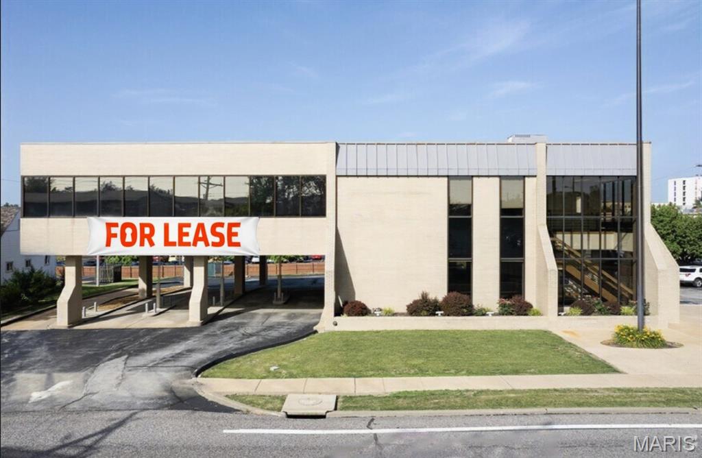 Thos J Kennerly Estate Ptn - Commercial Lease