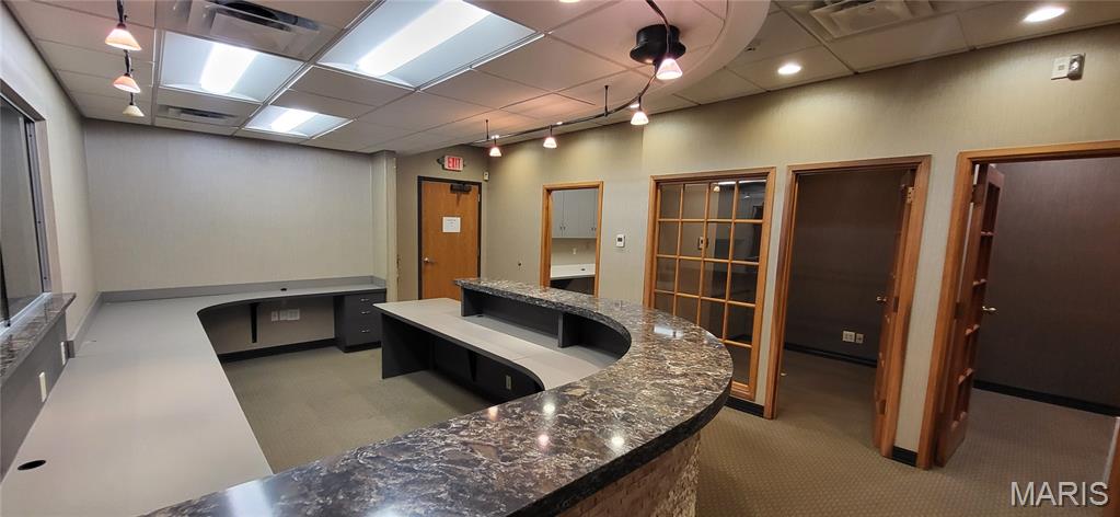 Thos J Kennerly Estate Ptn - Commercial Lease