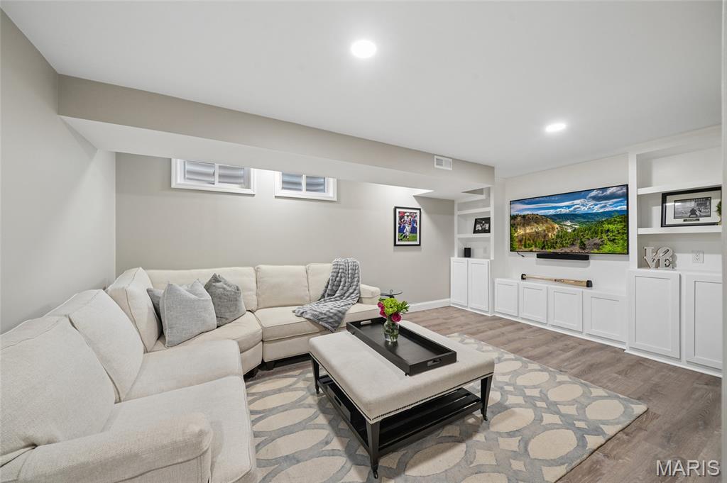 Woodfield 1 - Residential
