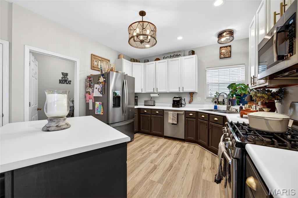 AUBURN HILLS - Residential