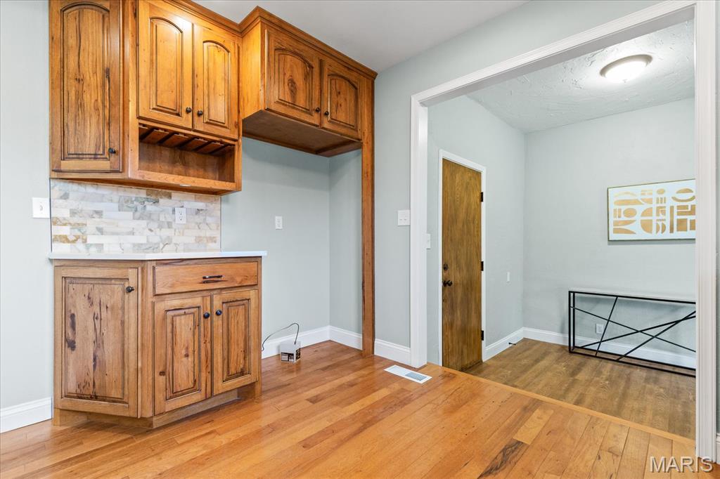 Elmwood Manor #10 Rev - Residential