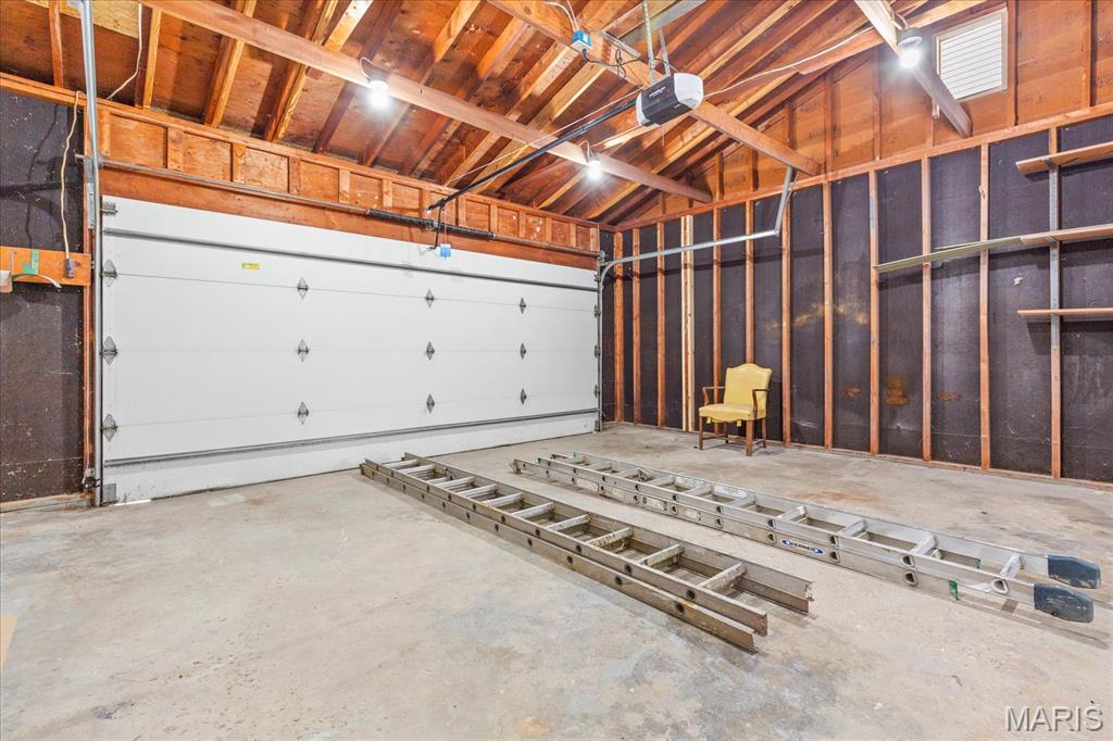 Elmwood Manor #10 Rev - Residential