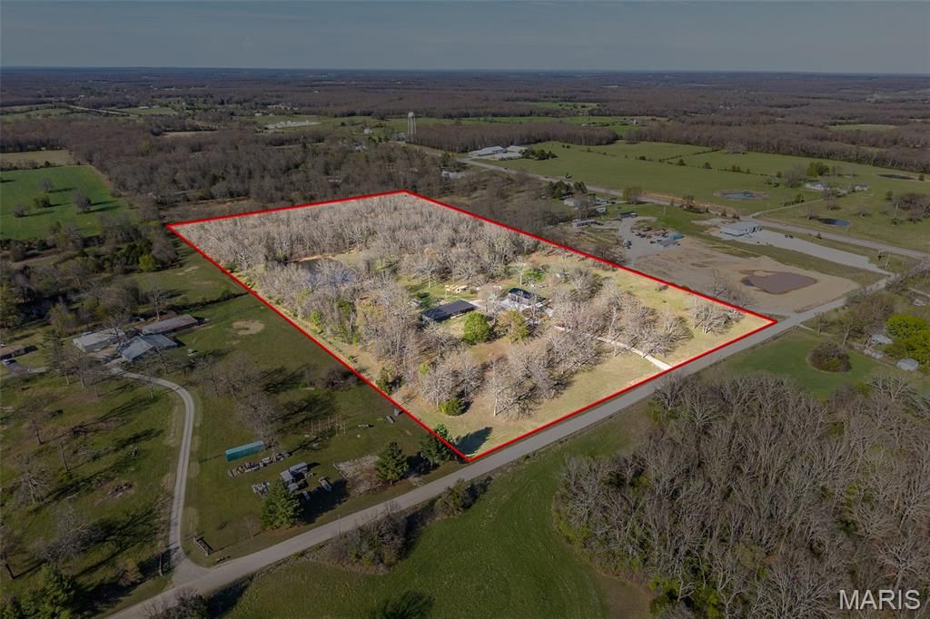 Photo of 19849 Hazel Road, Lebanon, MO 65536 (MLS # 26021636)