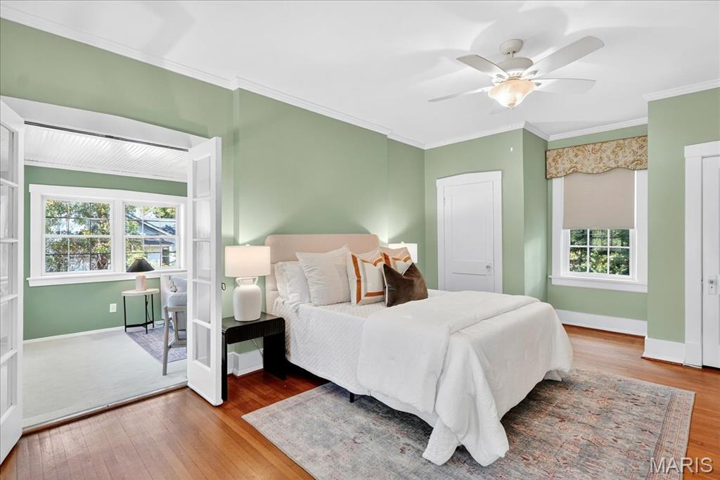 Webster Groves, Missouri 63119, United States, 4 Bedrooms Bedrooms, ,4 BathroomsBathrooms,Residential,Pending,211639