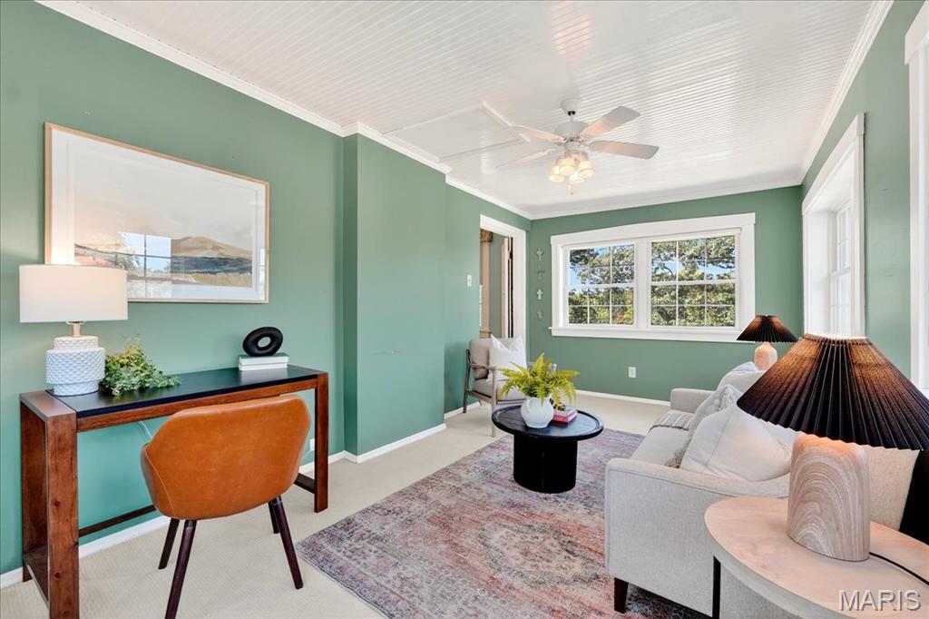 Webster Groves, Missouri 63119, United States, 4 Bedrooms Bedrooms, ,4 BathroomsBathrooms,Residential,Pending,211639