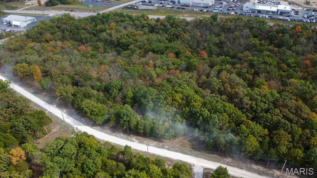 Hawk's Retreat - Land