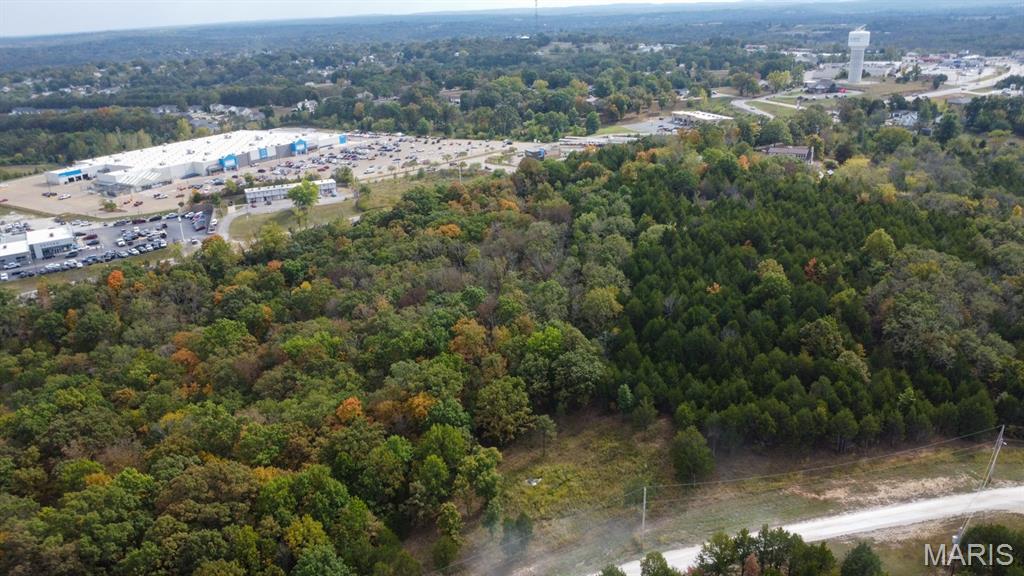 Hawk's Retreat - Land