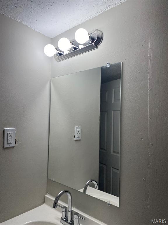 St Louis, Missouri 63129, United States, 1 Bedroom Bedrooms, ,1 BathroomBathrooms,Residential,Active,160653